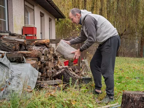 Drewno opałowe - ceny w marcu 2026