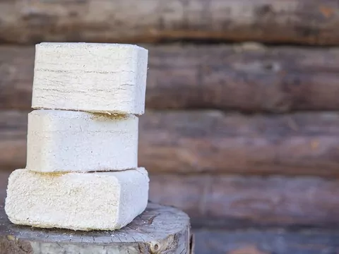 Brykiet w kotle na pellet