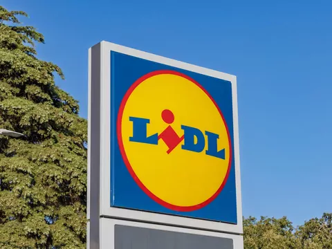 Lidl wycofał ze sprzedaży jajka z chowy klatkowego
