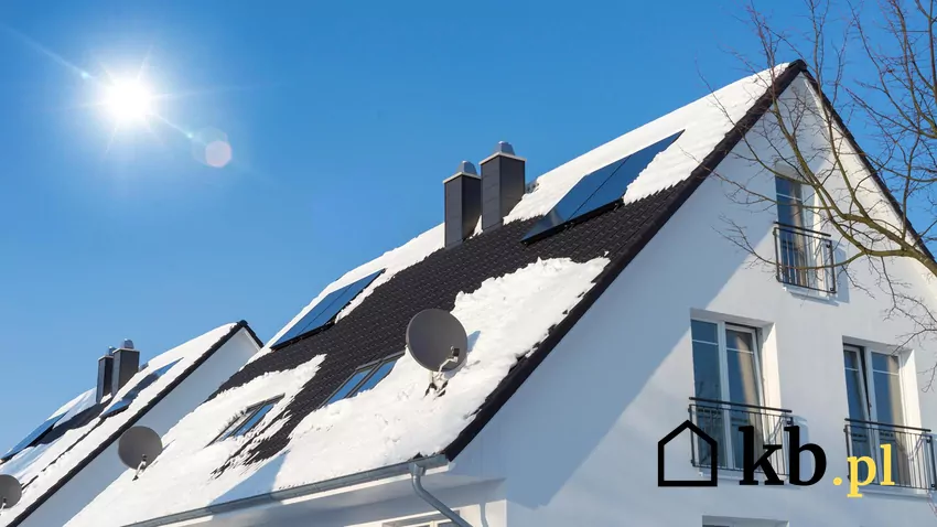 Krótsze dni i słońce nisko nad horyzontem zmniejszają wydajność instalacji