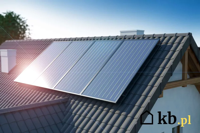 System solarny na dachu domu jednorodzinnego