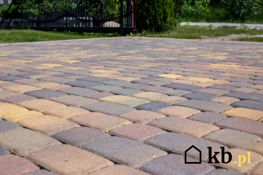 kostka brukowa