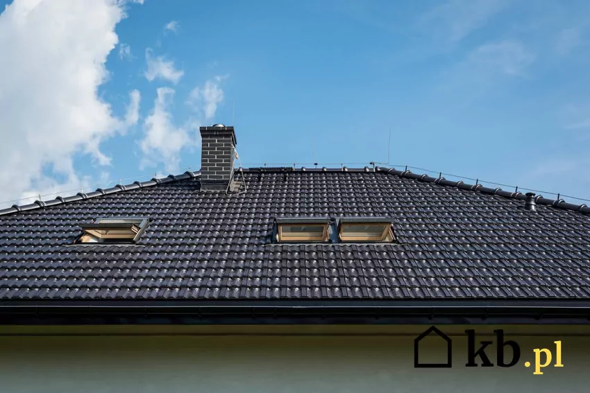 dach domu jednorodzinnego