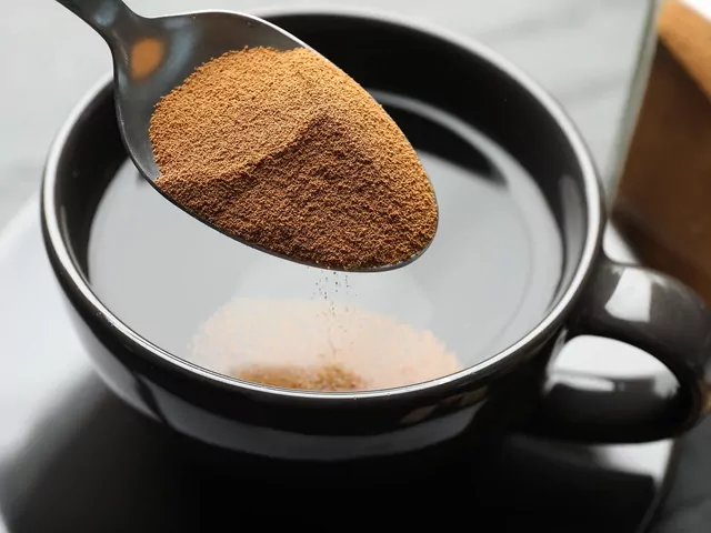 Dino odpala mocną promocję na kawę