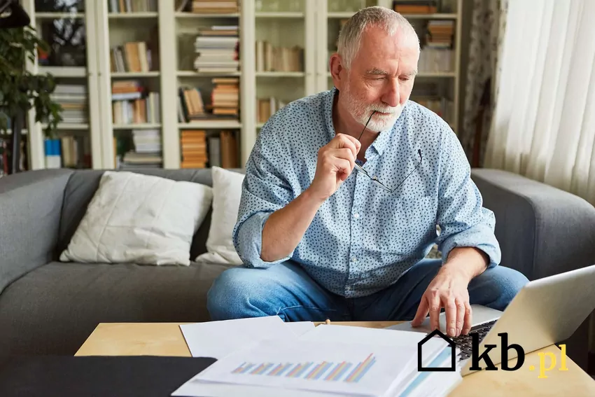 Senior liczący emeryturę