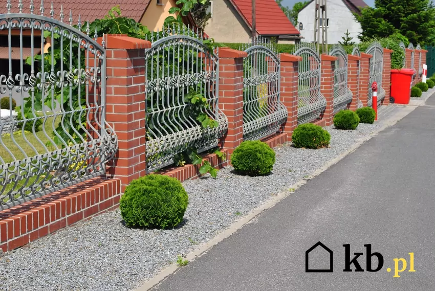 ogrodzenie, ozdobny płot