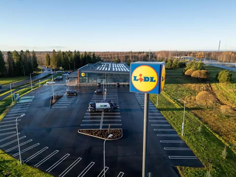 Lidl otwiera pub obok sklepu