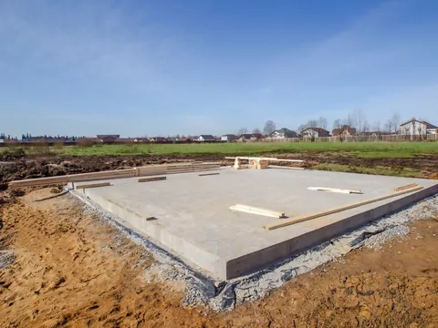 Zasypywanie fundamentów: czym i jak