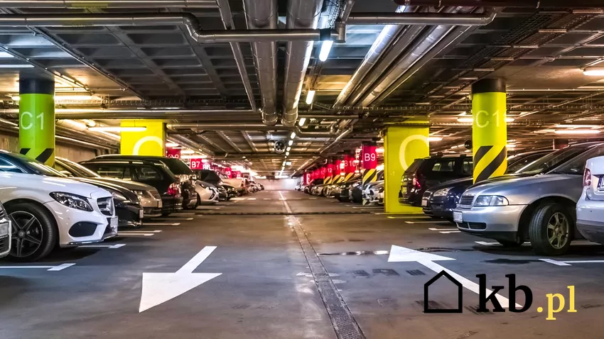 widok na parking kryty
