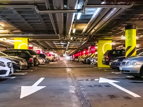 Nowe opłaty za parking przy Magnolia Park