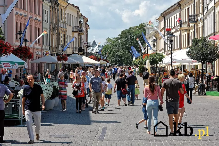 Widok na Krakowskie Przedmieście w Lublinie Krakowskie Przedmieście