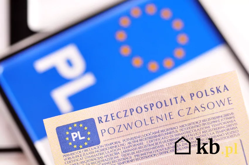 Rejestrujesz auto z rynku wtórnego? Nie musisz już zdejmować tablic tablica rejestracyjna auta
