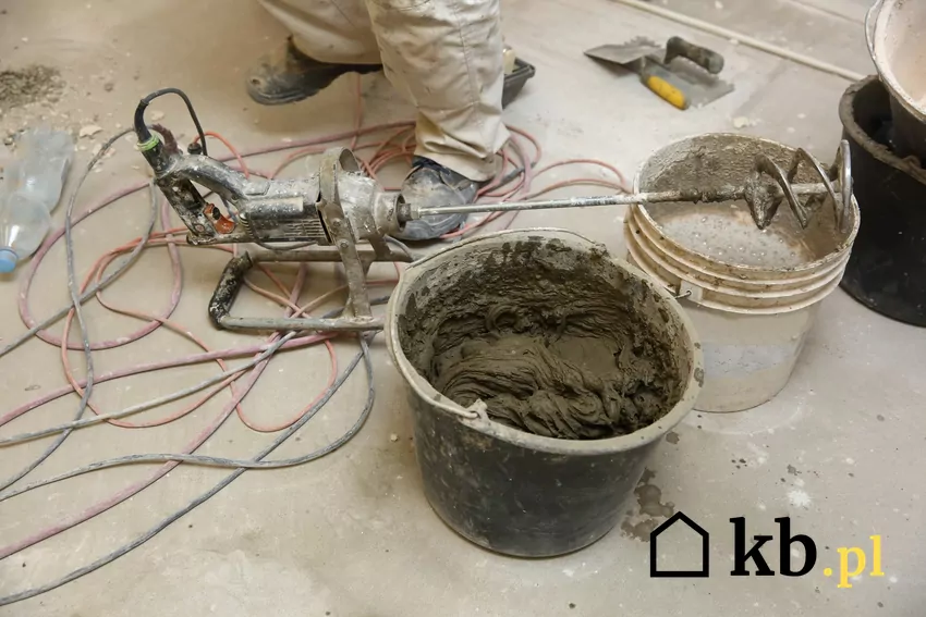 Jak wybrać mieszadło do kleju, czyli mieszadło wolnoobrotowe, elastyczne i inne rodzaje Mieszadło do kleju, mieszalnik w wiadrze, a także cena i porady zakupowe