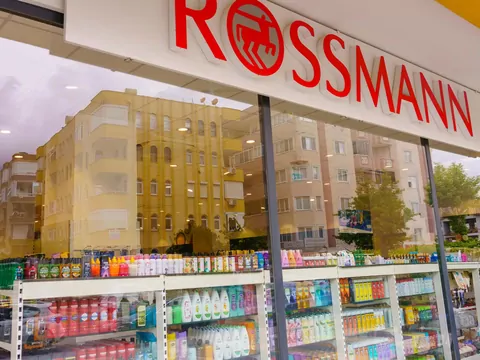 Ponad 70 zł mniej za znany zapach w Rossmannie