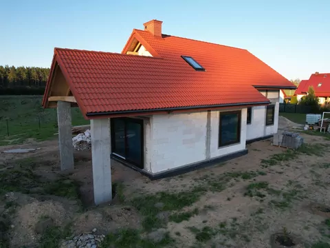 Zaoszczędził 4 tys. zł na ociepleniu fundamentów