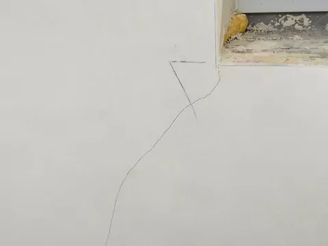Elewacja pękająca po kilku latach