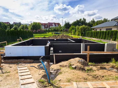 Zabezpieczenie fundamentów przed wilgocią