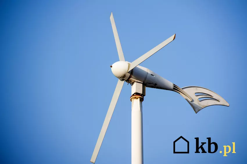 Inwestycja w turbinę wiatrową nie przyniosła oczekiwanych zysków turbina wiatrowa, wiatrak