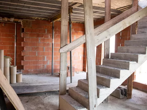Koszt schodów z betonu
