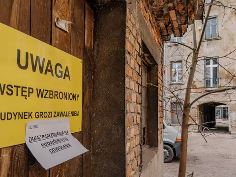 Wyburzenia przy budowie tunelu