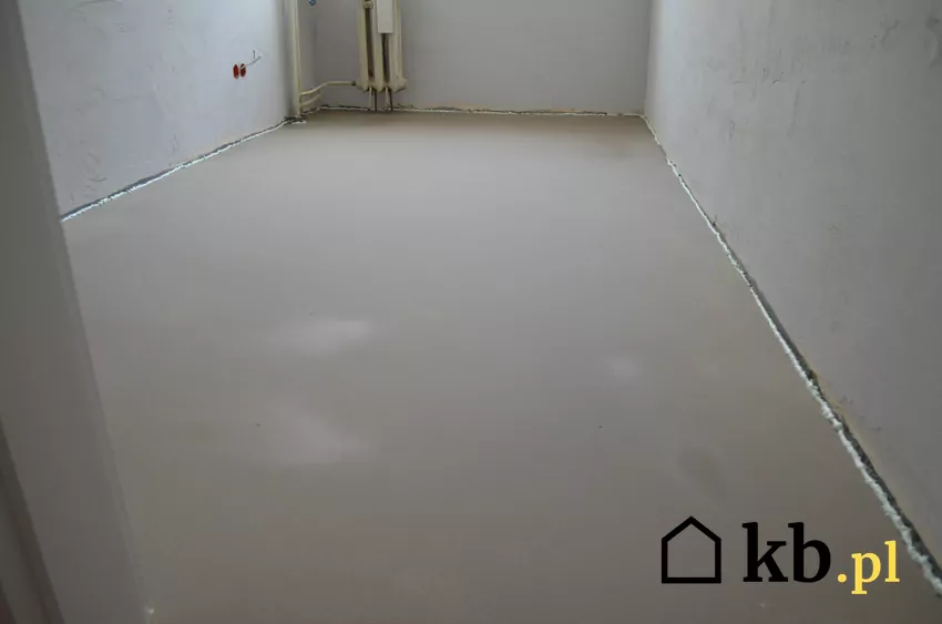 Wylewka betonowa na podłodze, a także informacje, ile wylewki betonowej na 1 m2 krok po kroku