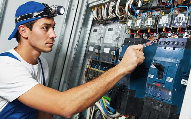Naprawy elektryczne – najczęstsze błędy przy wykonywaniu instalacji