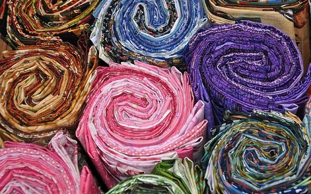 Tkaniny i materiały dekoracyjne - trendy 2019