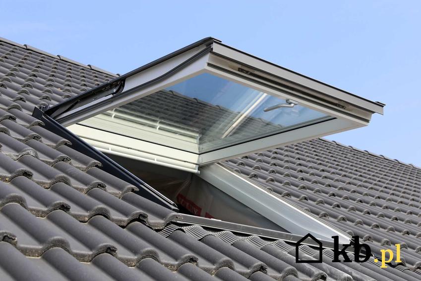 Okno dachowe, a także ceny okien dachowych i ich zastosowanie, koszt montażu i zakupu u różnych producentów