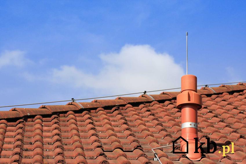 Piorunochron zamontowany na dachu, czyli odgromówka i osprzęt oraz instalacje odgromowe, zalety i wady instalacji odgromowej, ceny - porady
