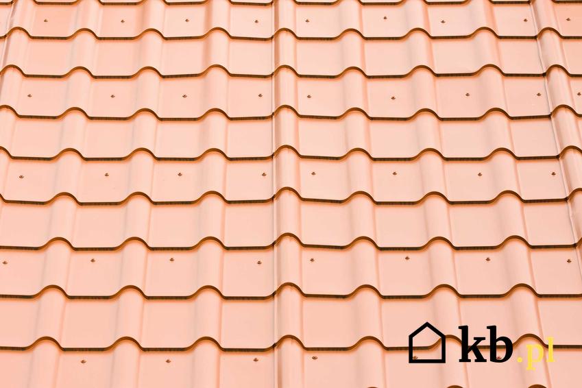 Blachy dachowe na pokrycia dachowe, w tym blacha trapezowa oraz blachodachówki na dach domu jednorodzinnego