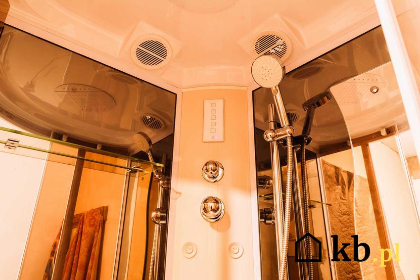 Kabina prysznicowa z hydromasażem oraz polecany prysznic z hydromasażem do łazienki, a także produceni i rodzaje