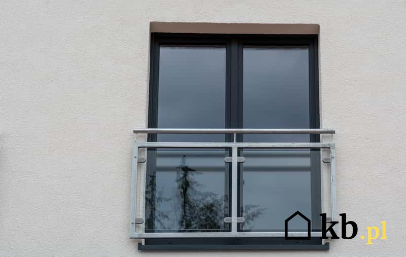 Balustrada francuska oraz cena za balkon francuski i okienne balustrady ze stali nierdzewnej