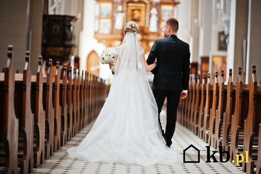 Ile kosztuje ślub kościelny? Sprawdzamy ceny ślubów krok po kroku, koszt w różnych częściach kraju oraz wysokość opłat