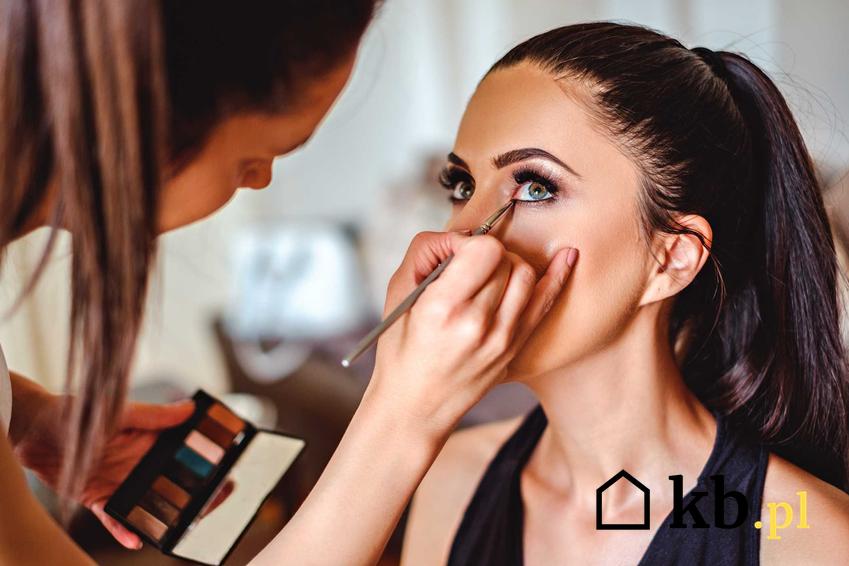 Aktualny cennik usług kosmetycznych w ponad 160 miastach w Polsce, czyli ile kosztują podstawowe zabiegi i usługi u kosmetyczki