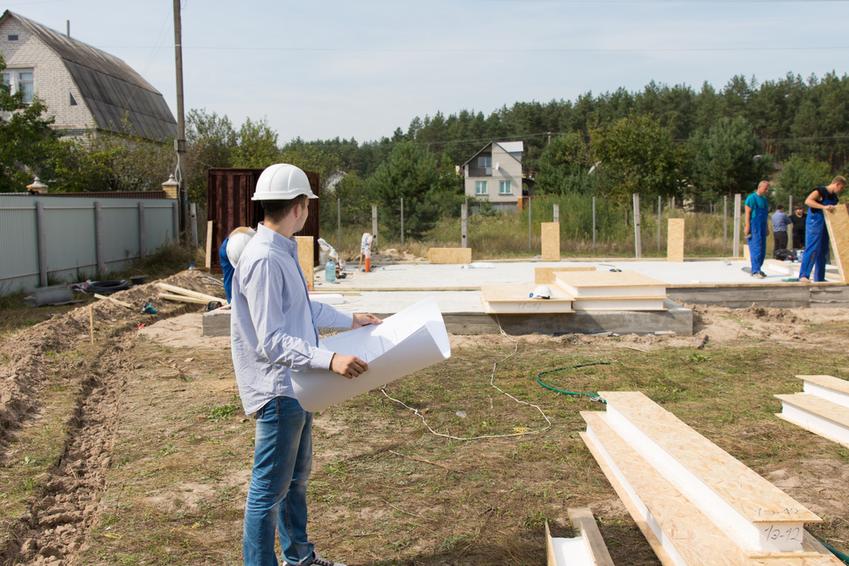 Budowa domu jednorodzinnego – krok po kroku załatwiamy niezbędne formalności