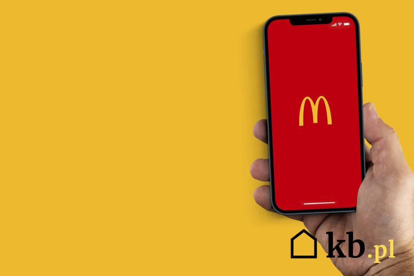 Aplikacja McDonald's na telefon, a także informacje, gdzie można znaleźć kupony w McDonald's