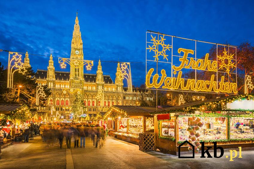 Rozświetlony Wiedeń podczas jarmarku świątecznego, najpiękniejsze jarmarki bożonarodzeniowe w Europie