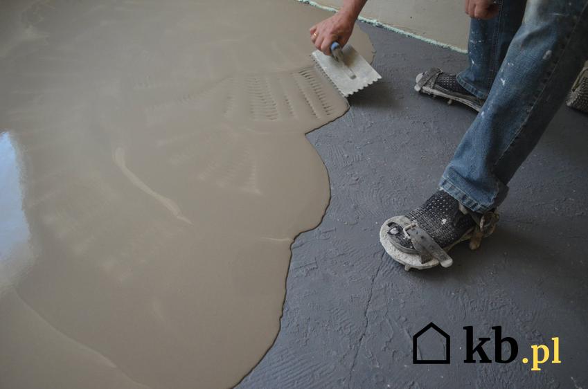 Wylewka na podłodze, a także jaka grubość wylewki betonowej sprawdza się najlepiej
