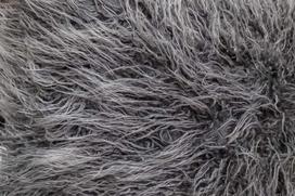 Puchaty dywan - kilka wybranych propozycji, ceny, opinie, porady