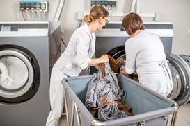 Kiedy można otrzymać ekwiwalent za pranie odzieży roboczej? Wyjaśniamy