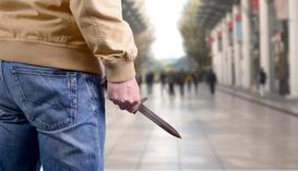 Jaki mandat można otrzymać za posiadanie długiego noża w miejscu publicznym?