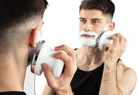 Jak skutecznie zmiękczyć twardy zarost przed goleniem?