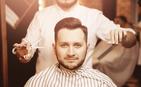 Cena strzyżenia nożyczkami u fryzjera w ponad 160 miastach w Polsce